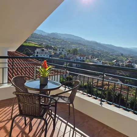Sea & Mountain View T2 With Balcony - Panoramic Attic By Sabugo House Apartment