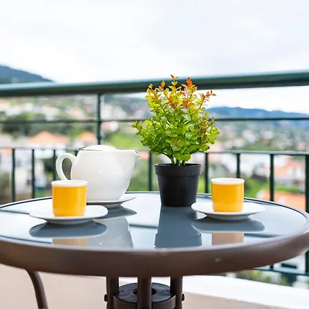 Panoramic Attic By Sabugo House Relogio do Poiso