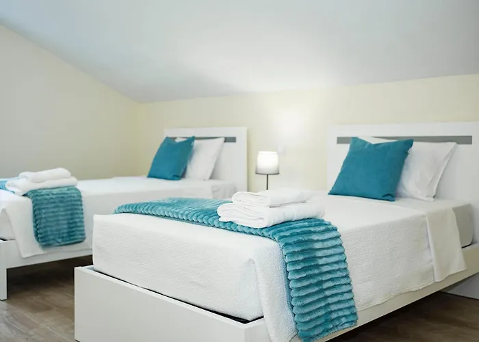 דירה Panoramic Attic By Sabugo House Relogio do Poiso